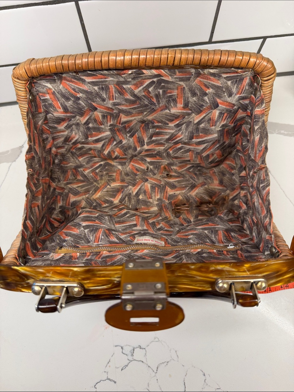 Wicker or Rattan purse with Tortoiseshell Accents vintage Japan - Picture 7 of 10